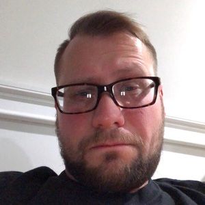 Meet your Posher, Jonathan